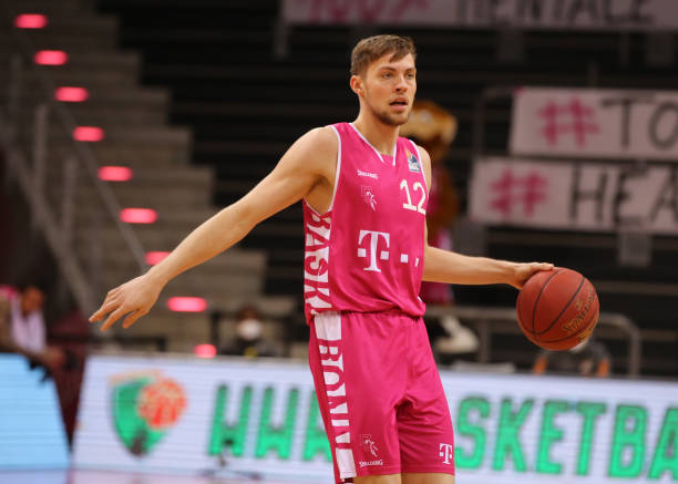 阵容厚度并 阵容厚度并